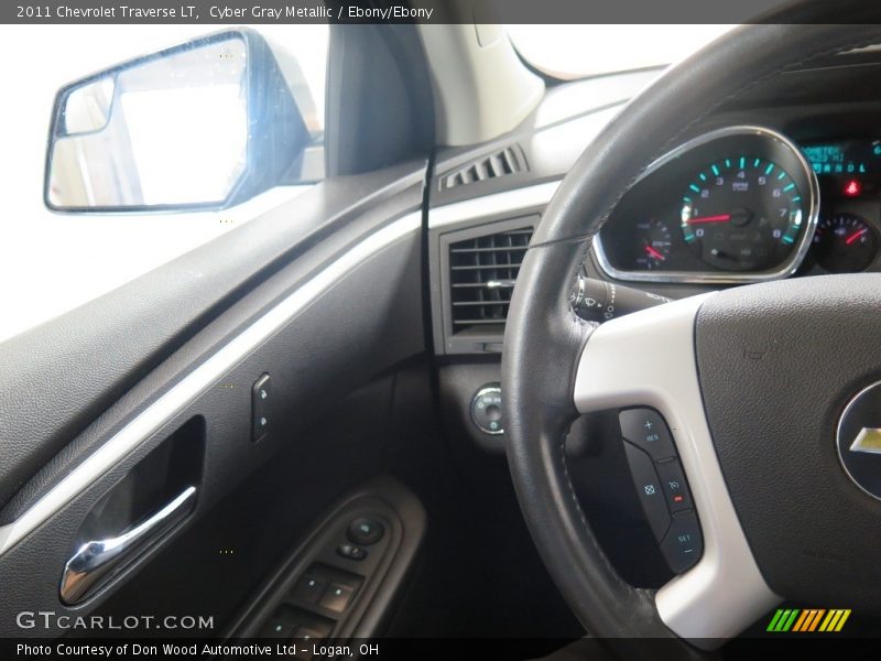 Cyber Gray Metallic / Ebony/Ebony 2011 Chevrolet Traverse LT
