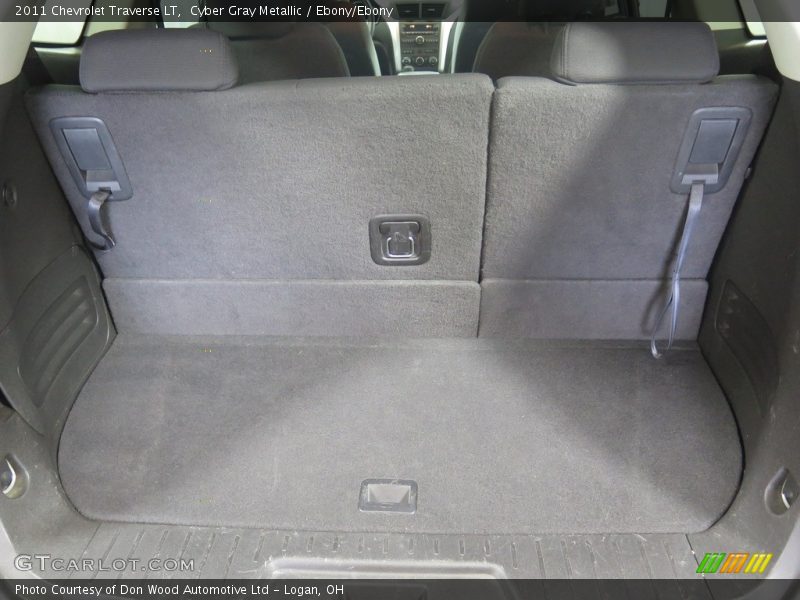 Cyber Gray Metallic / Ebony/Ebony 2011 Chevrolet Traverse LT