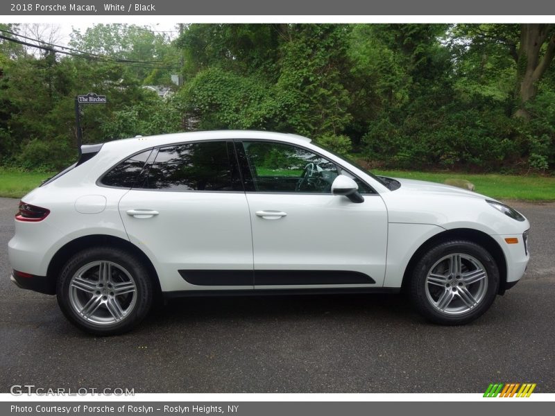  2018 Macan  White