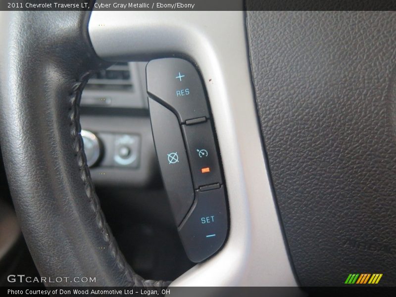 Cyber Gray Metallic / Ebony/Ebony 2011 Chevrolet Traverse LT