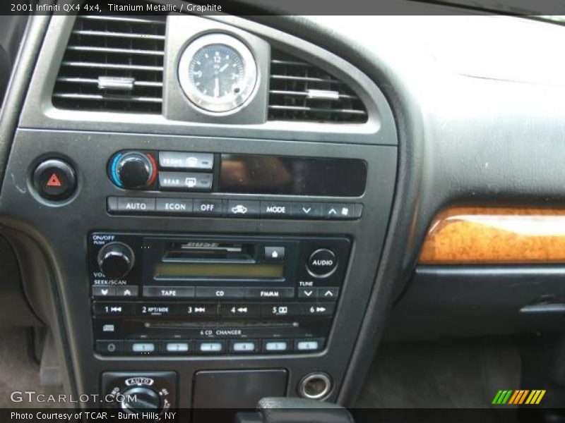 Titanium Metallic / Graphite 2001 Infiniti QX4 4x4