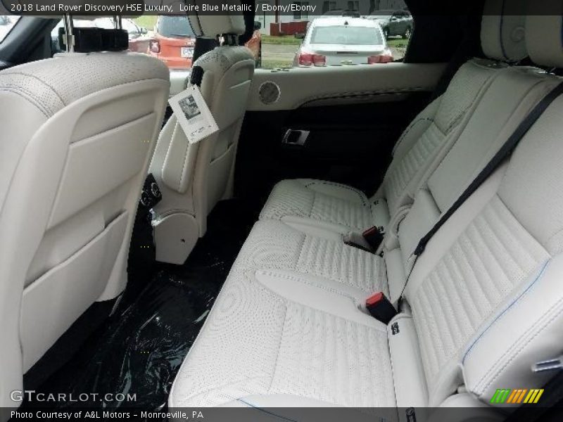 Loire Blue Metallic / Ebony/Ebony 2018 Land Rover Discovery HSE Luxury