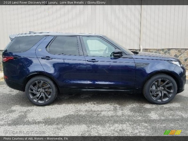 Loire Blue Metallic / Ebony/Ebony 2018 Land Rover Discovery HSE Luxury
