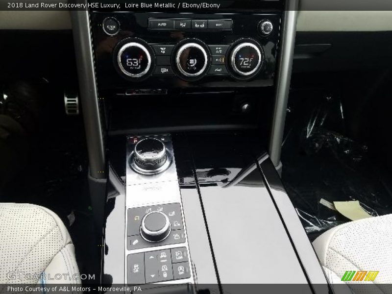 Loire Blue Metallic / Ebony/Ebony 2018 Land Rover Discovery HSE Luxury