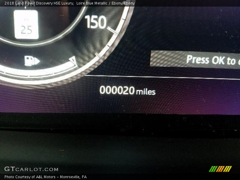 Loire Blue Metallic / Ebony/Ebony 2018 Land Rover Discovery HSE Luxury