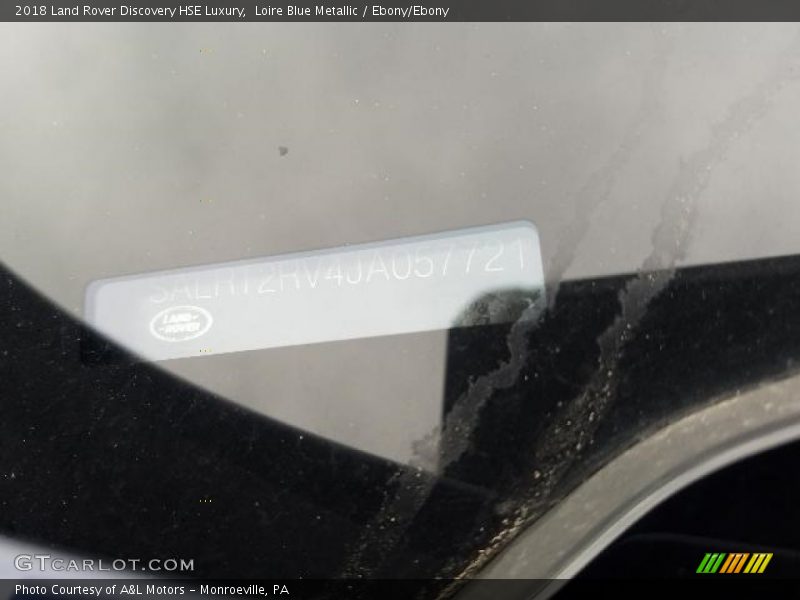 Loire Blue Metallic / Ebony/Ebony 2018 Land Rover Discovery HSE Luxury
