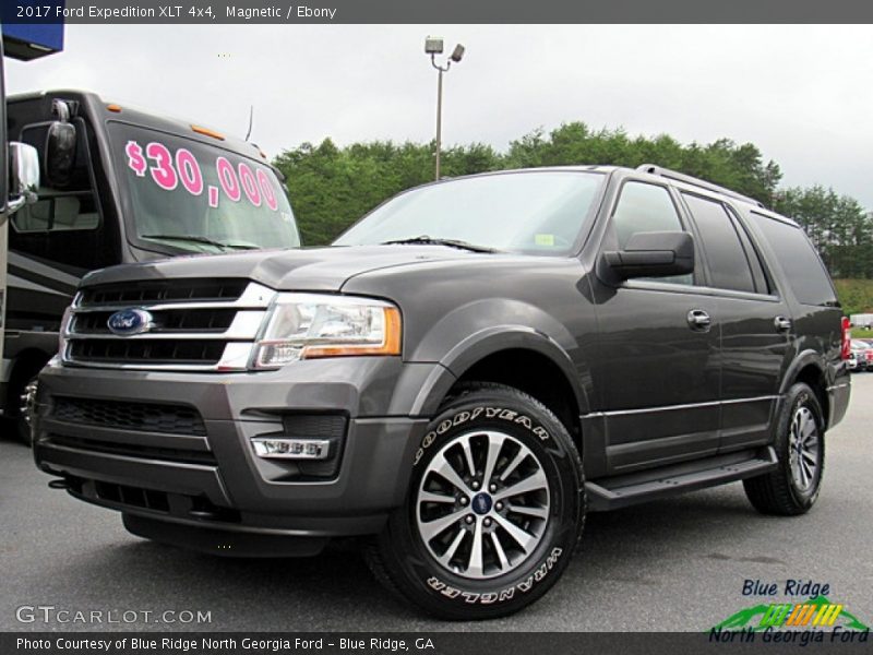 Magnetic / Ebony 2017 Ford Expedition XLT 4x4