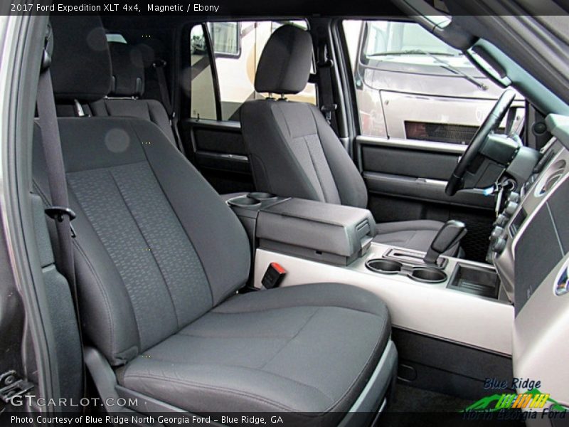 Magnetic / Ebony 2017 Ford Expedition XLT 4x4