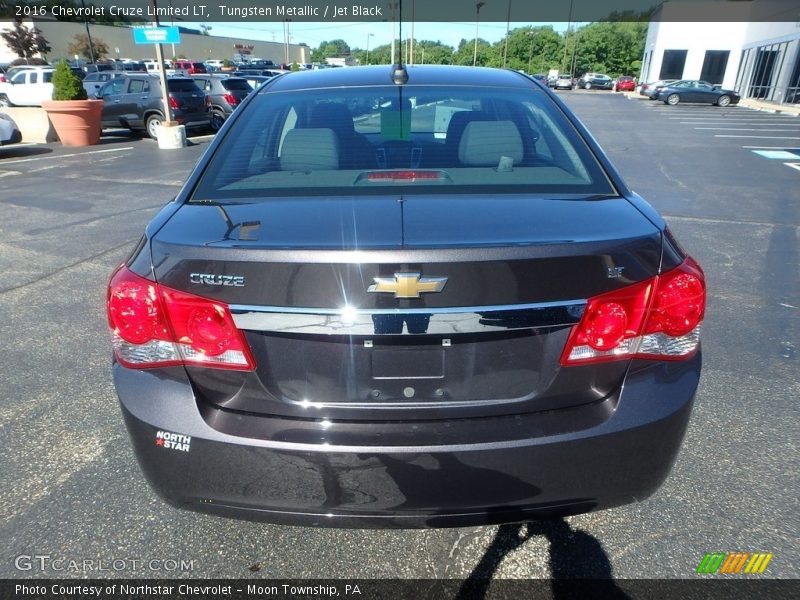 Tungsten Metallic / Jet Black 2016 Chevrolet Cruze Limited LT