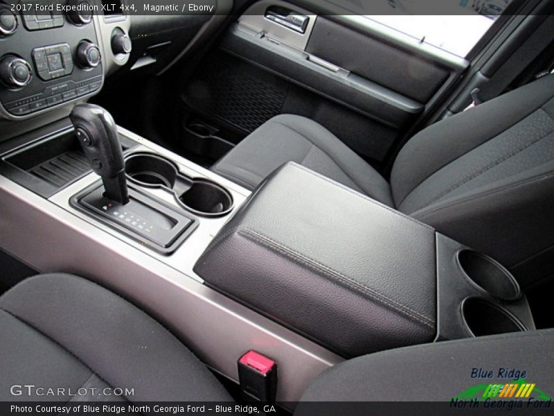 Magnetic / Ebony 2017 Ford Expedition XLT 4x4