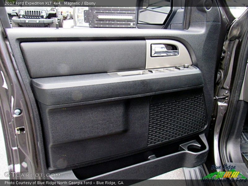 Magnetic / Ebony 2017 Ford Expedition XLT 4x4