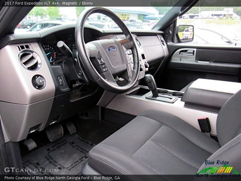 Magnetic / Ebony 2017 Ford Expedition XLT 4x4
