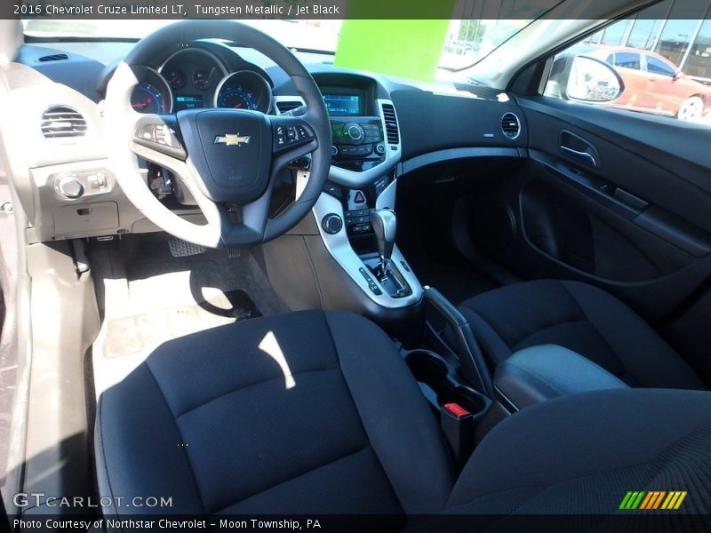 Tungsten Metallic / Jet Black 2016 Chevrolet Cruze Limited LT