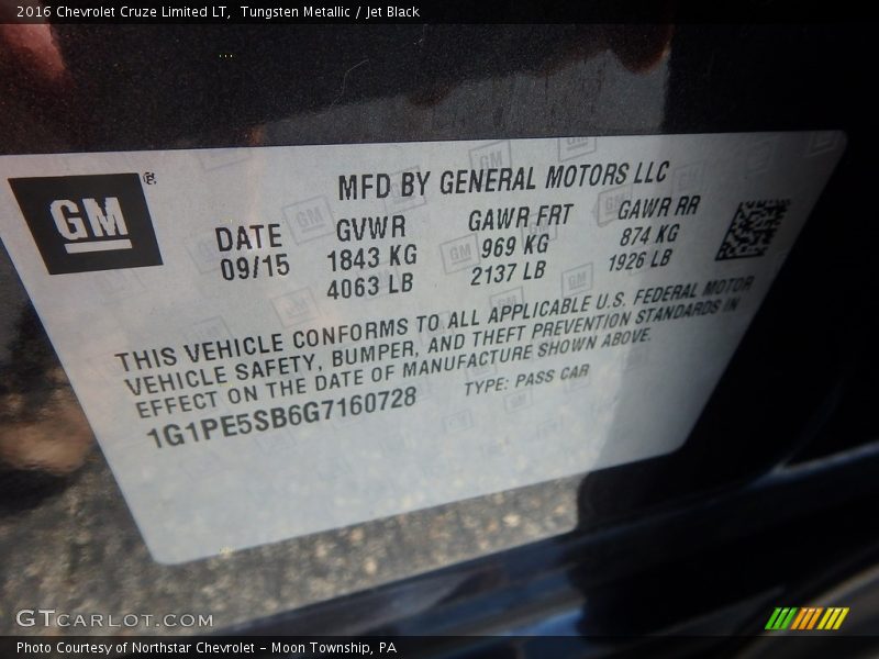 Tungsten Metallic / Jet Black 2016 Chevrolet Cruze Limited LT