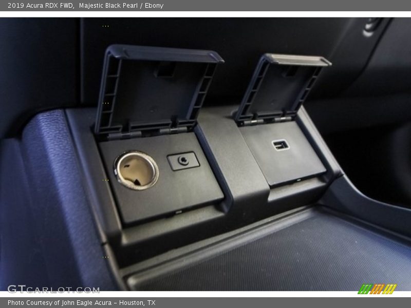 Majestic Black Pearl / Ebony 2019 Acura RDX FWD