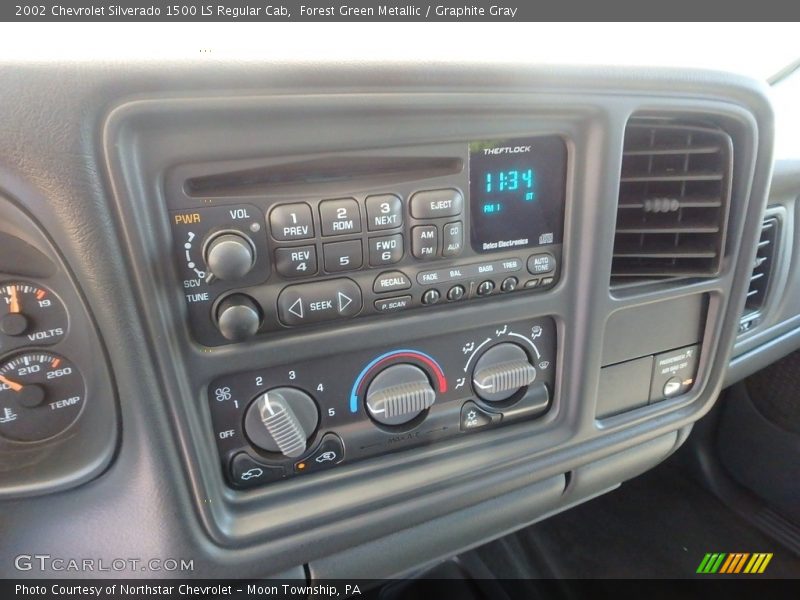 Forest Green Metallic / Graphite Gray 2002 Chevrolet Silverado 1500 LS Regular Cab