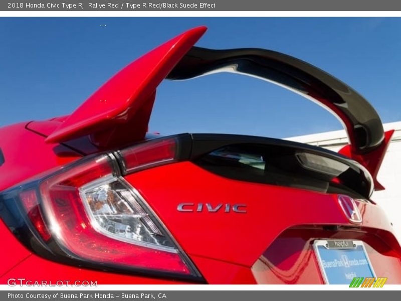 Rallye Red / Type R Red/Black Suede Effect 2018 Honda Civic Type R