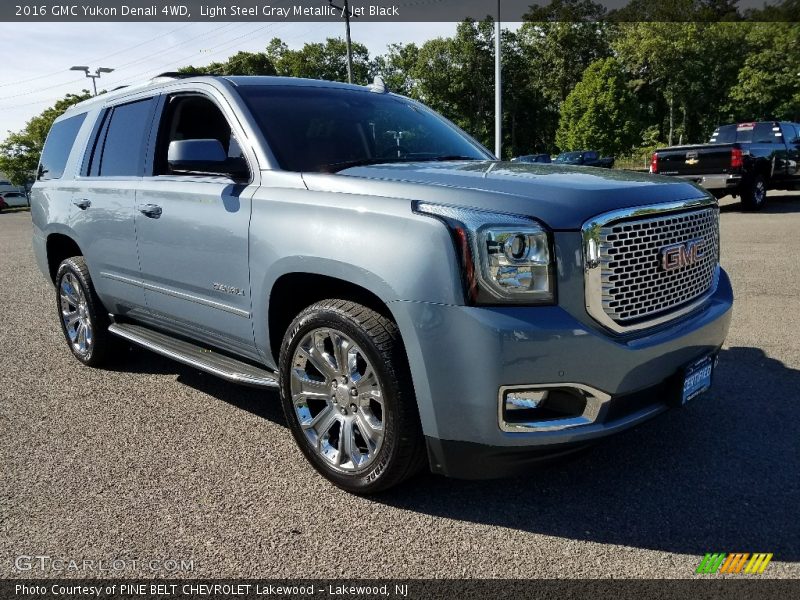 Light Steel Gray Metallic / Jet Black 2016 GMC Yukon Denali 4WD