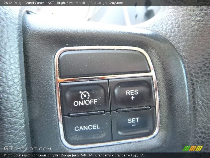 Bright Silver Metallic / Black/Light Graystone 2012 Dodge Grand Caravan SXT