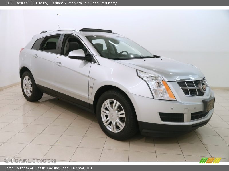 Radiant Silver Metallic / Titanium/Ebony 2012 Cadillac SRX Luxury
