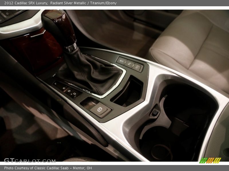 Radiant Silver Metallic / Titanium/Ebony 2012 Cadillac SRX Luxury