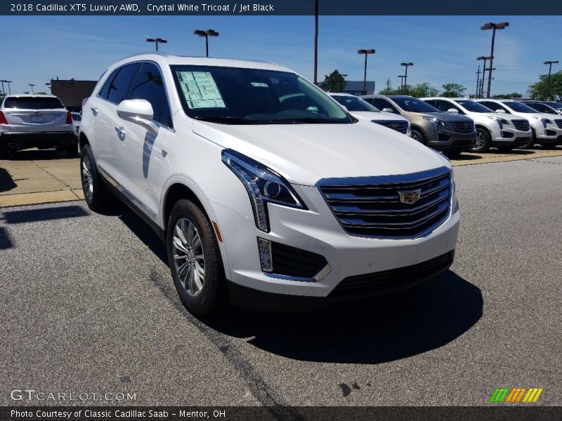 Crystal White Tricoat / Jet Black 2018 Cadillac XT5 Luxury AWD