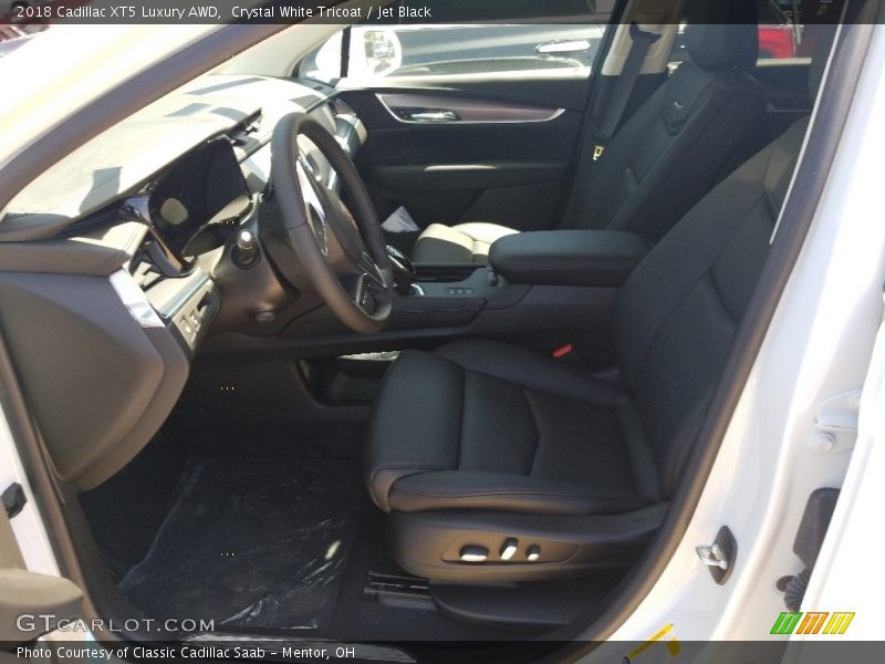 Crystal White Tricoat / Jet Black 2018 Cadillac XT5 Luxury AWD