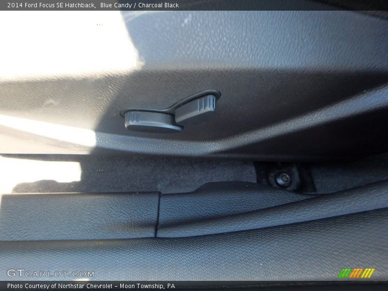 Blue Candy / Charcoal Black 2014 Ford Focus SE Hatchback