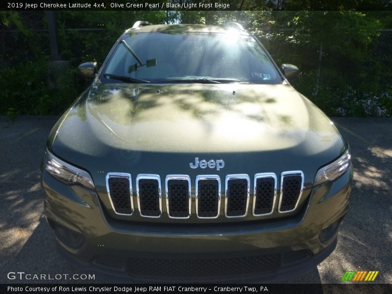 Olive Green Pearl / Black/Light Frost Beige 2019 Jeep Cherokee Latitude 4x4