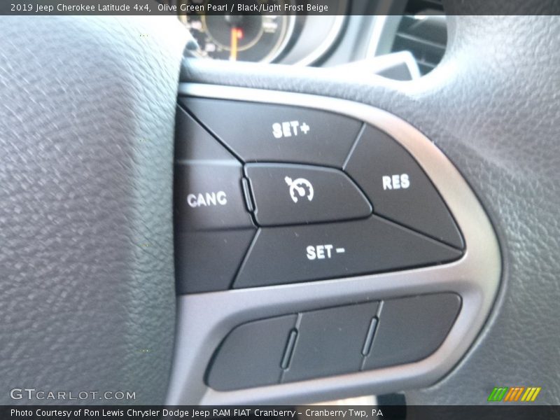 Olive Green Pearl / Black/Light Frost Beige 2019 Jeep Cherokee Latitude 4x4