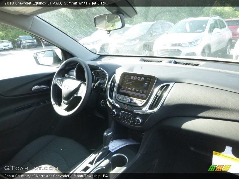Summit White / Jet Black 2018 Chevrolet Equinox LT AWD