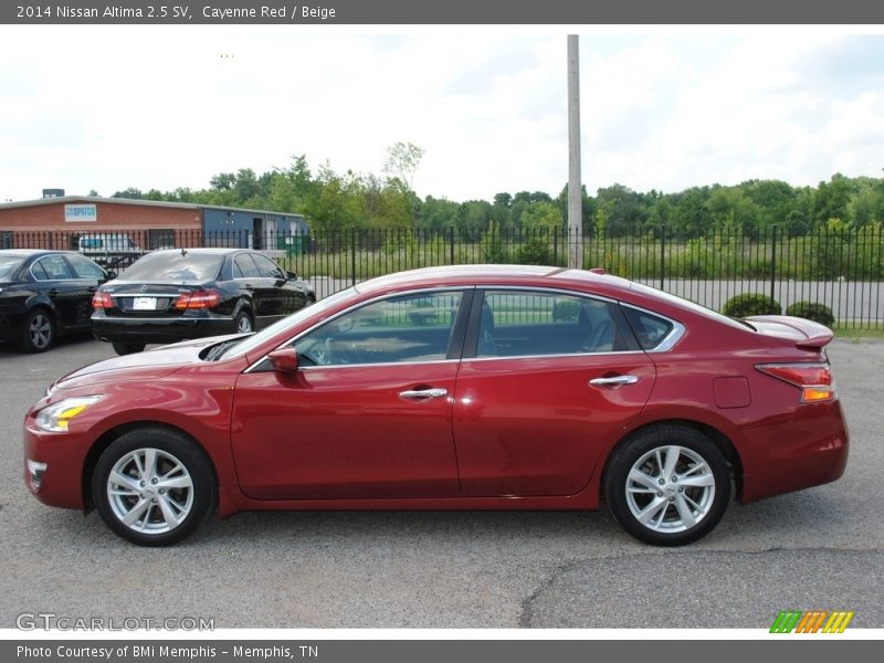 Cayenne Red / Beige 2014 Nissan Altima 2.5 SV