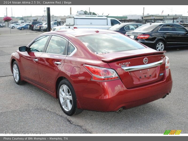 Cayenne Red / Beige 2014 Nissan Altima 2.5 SV