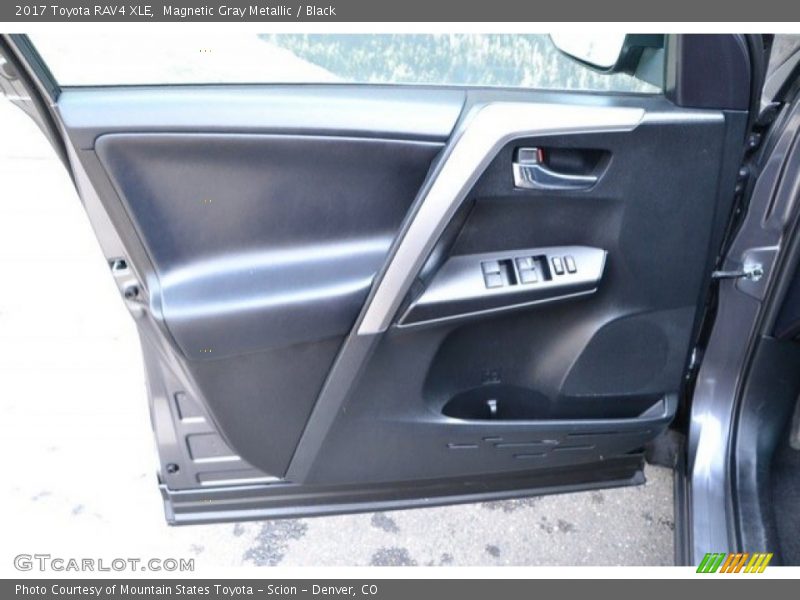 Magnetic Gray Metallic / Black 2017 Toyota RAV4 XLE
