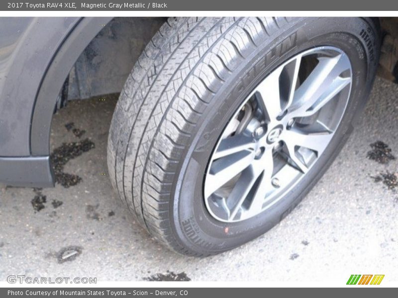 Magnetic Gray Metallic / Black 2017 Toyota RAV4 XLE