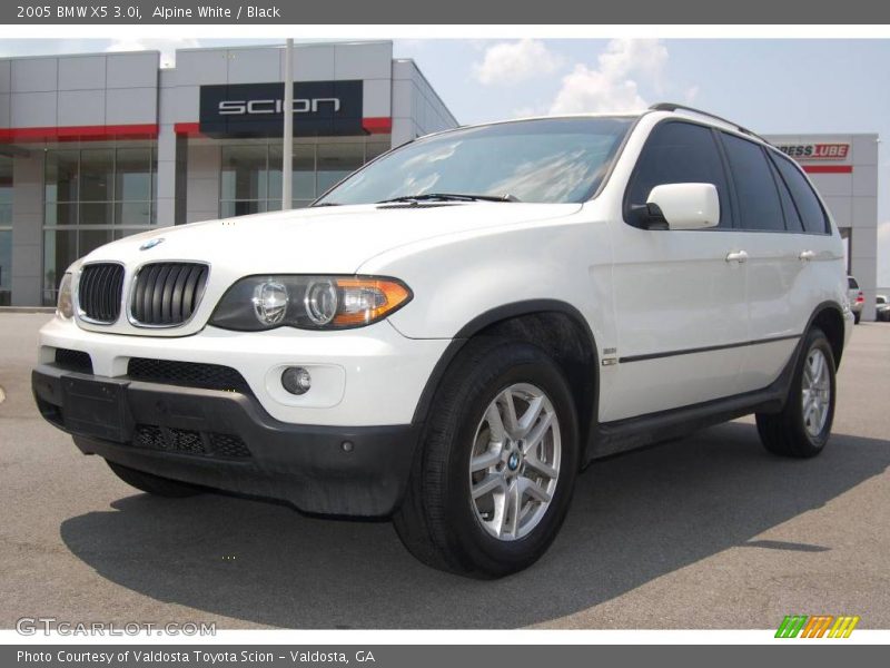Alpine White / Black 2005 BMW X5 3.0i