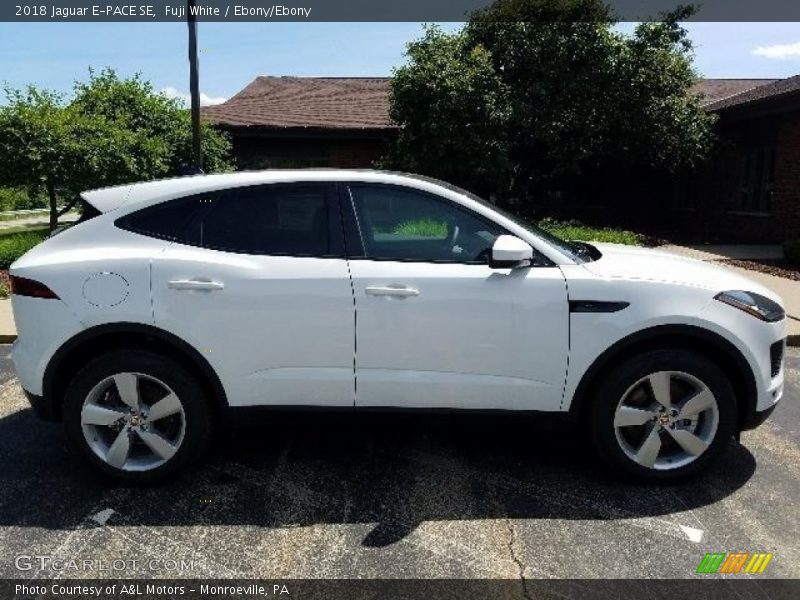 Fuji White / Ebony/Ebony 2018 Jaguar E-PACE SE