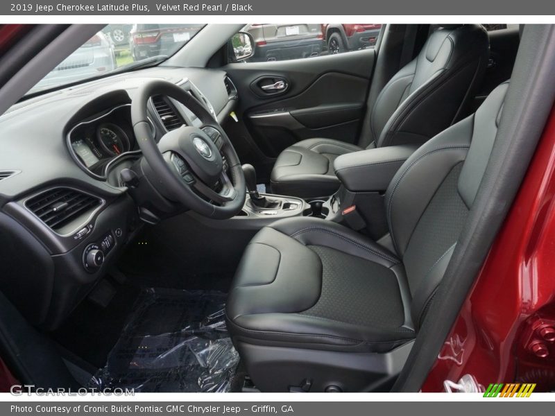 Velvet Red Pearl / Black 2019 Jeep Cherokee Latitude Plus