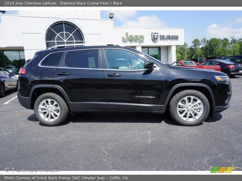 Diamond Black Crystal Pearl / Black 2019 Jeep Cherokee Latitude