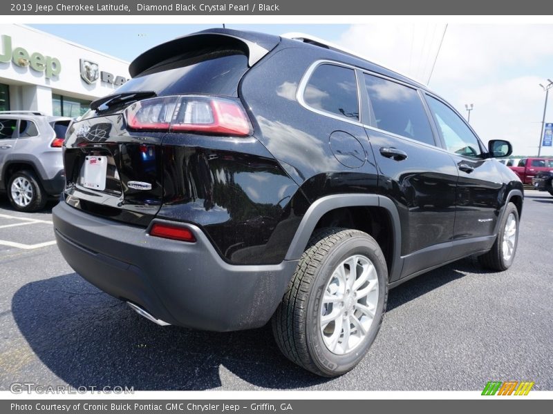 Diamond Black Crystal Pearl / Black 2019 Jeep Cherokee Latitude