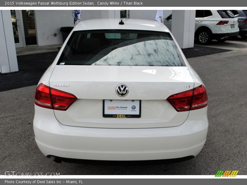 Candy White / Titan Black 2015 Volkswagen Passat Wolfsburg Edition Sedan