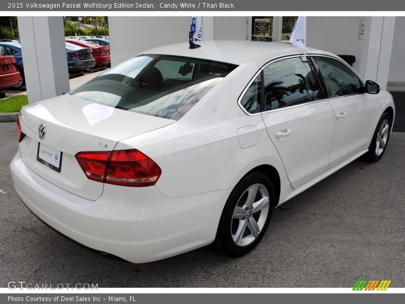 Candy White / Titan Black 2015 Volkswagen Passat Wolfsburg Edition Sedan