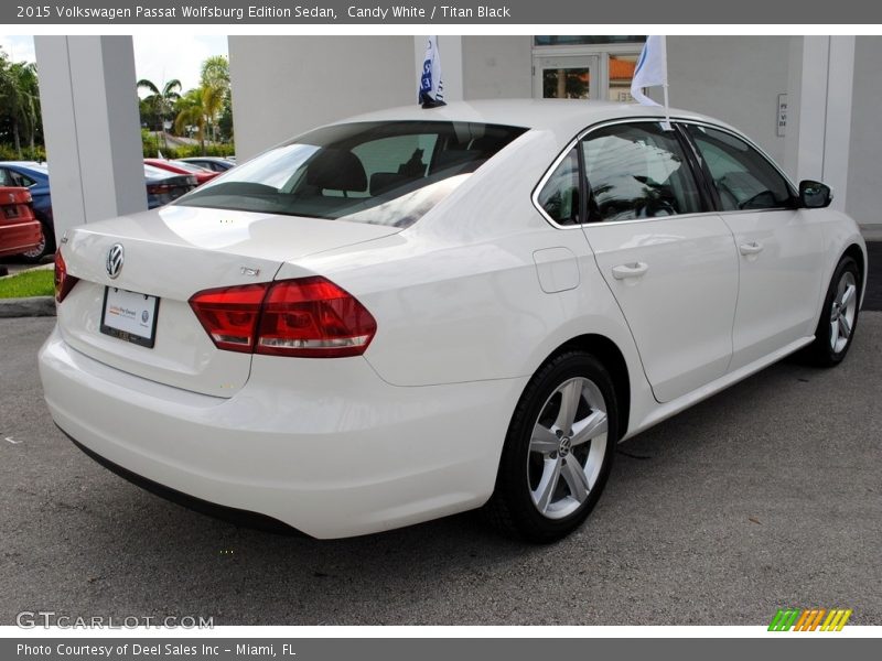 Candy White / Titan Black 2015 Volkswagen Passat Wolfsburg Edition Sedan