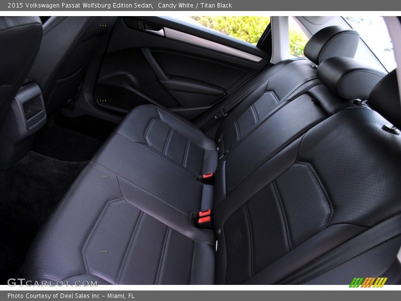 Candy White / Titan Black 2015 Volkswagen Passat Wolfsburg Edition Sedan