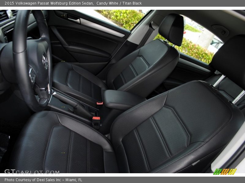 Candy White / Titan Black 2015 Volkswagen Passat Wolfsburg Edition Sedan