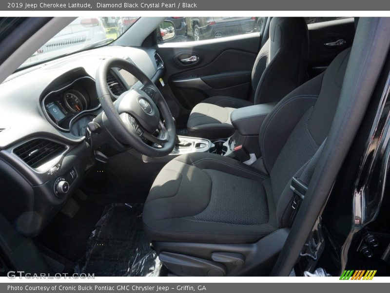 Diamond Black Crystal Pearl / Black 2019 Jeep Cherokee Latitude