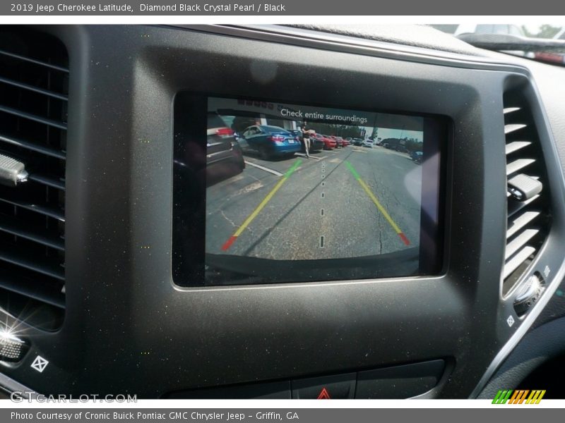 Diamond Black Crystal Pearl / Black 2019 Jeep Cherokee Latitude