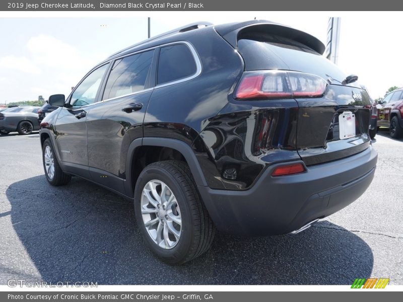 Diamond Black Crystal Pearl / Black 2019 Jeep Cherokee Latitude