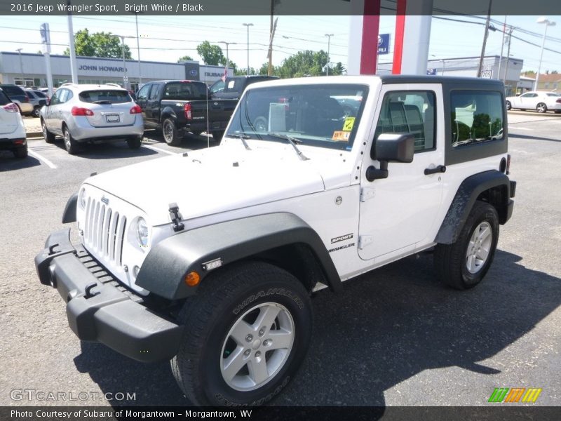 Bright White / Black 2016 Jeep Wrangler Sport
