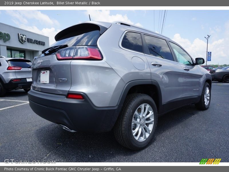 Billet Silver Metallic / Black 2019 Jeep Cherokee Latitude